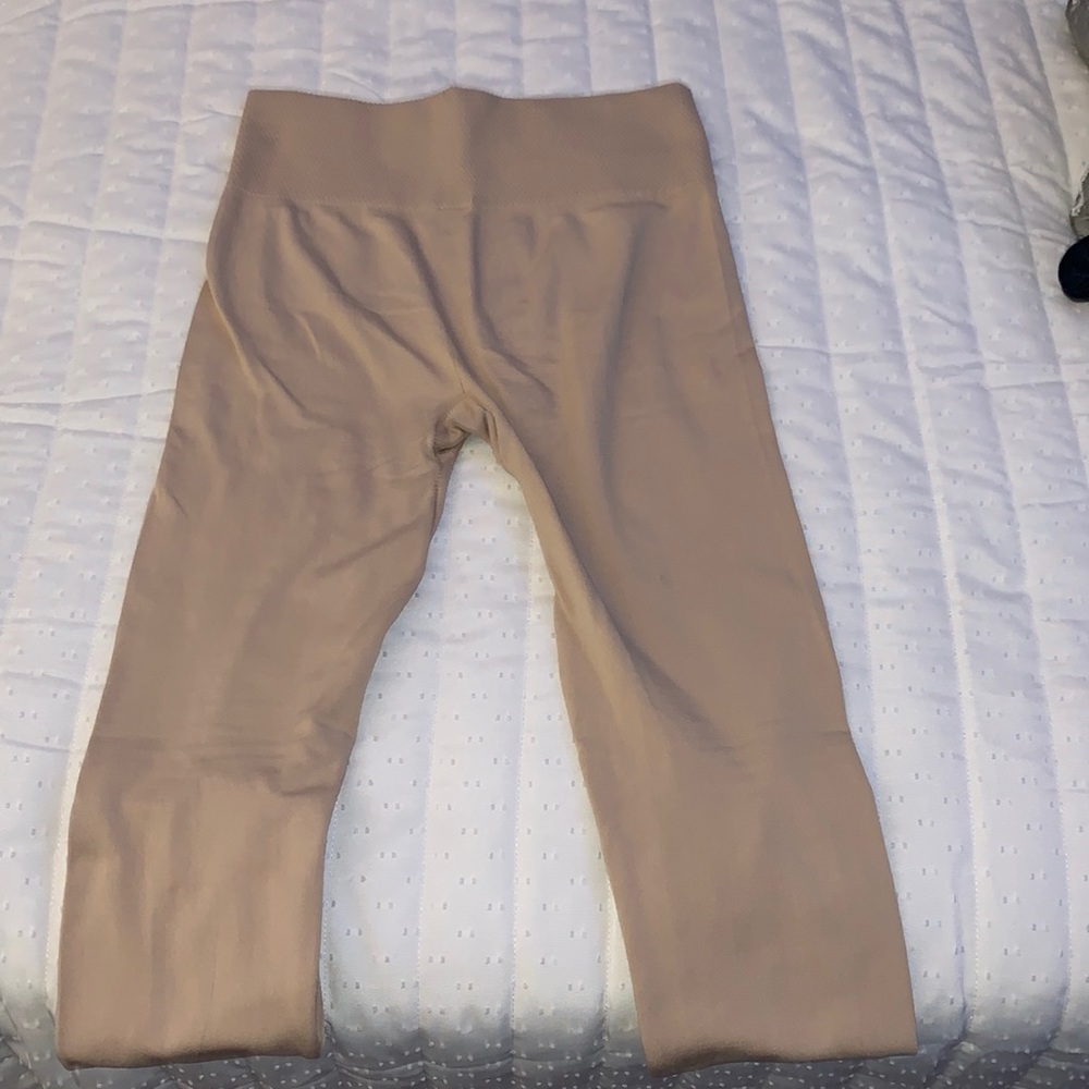 Viv Collection Nude Leggings